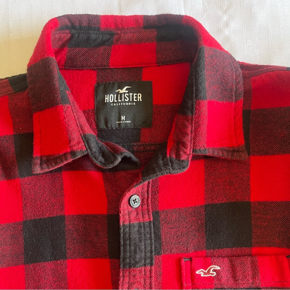 Hollister Red/Black Buffalo Plaid Flannel Button Down Men's Sz M - Picture 6 of 6